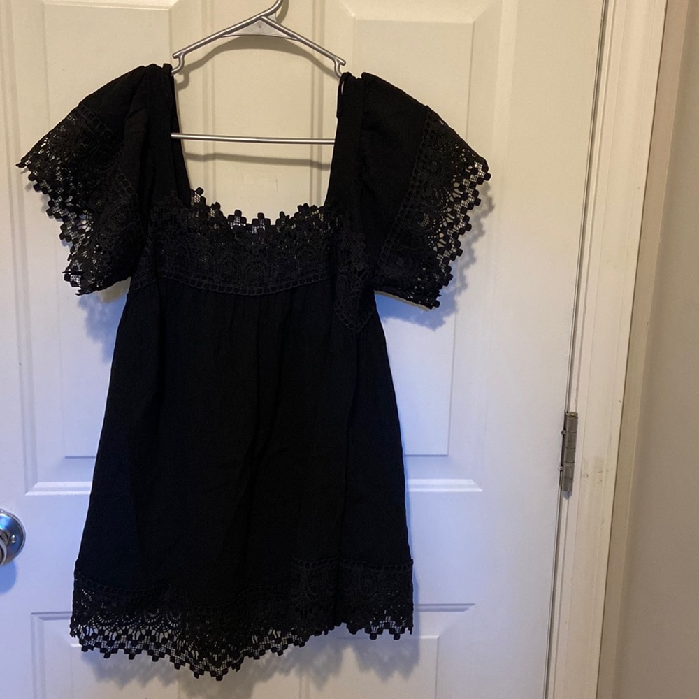 Super cute top!